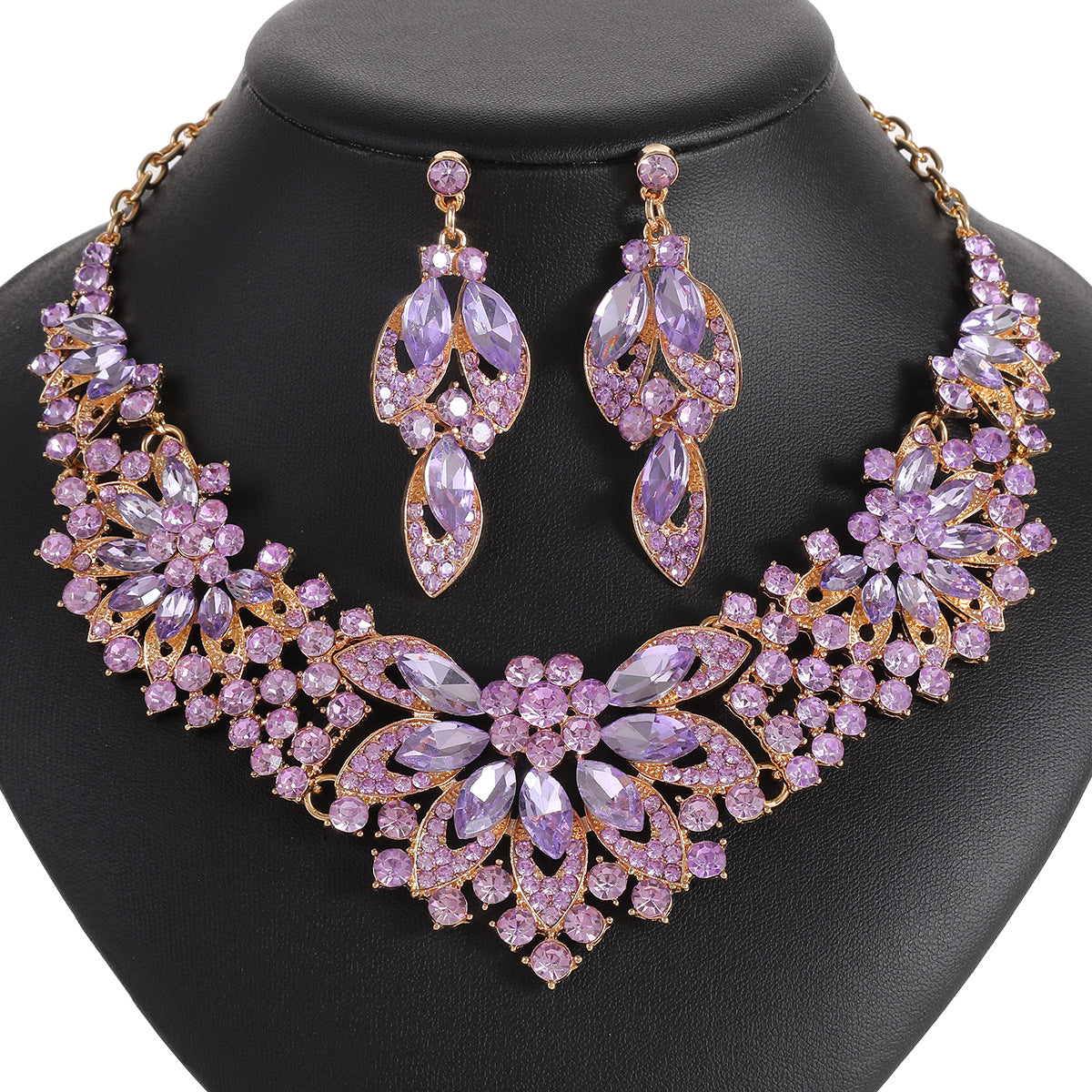 Women's Vintage Leaves Flowers Eye-catching Luxury Bride Necklaces