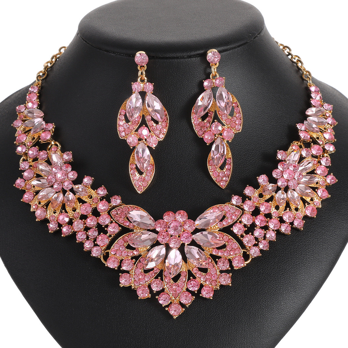 Women's Vintage Leaves Flowers Eye-catching Luxury Bride Necklaces