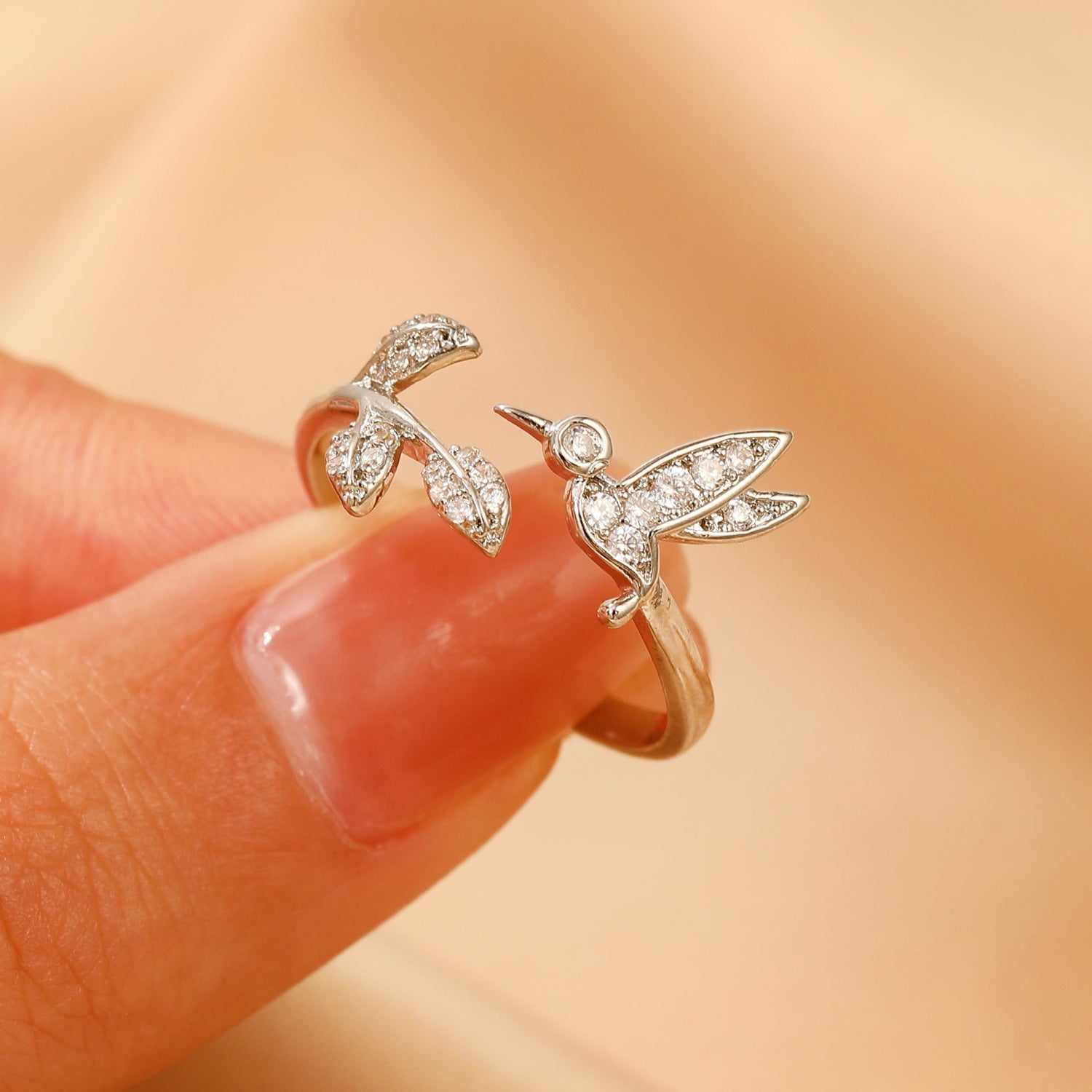 Exquisite Hummingbird Female Tassel Elegant Gift Jewelry Set
