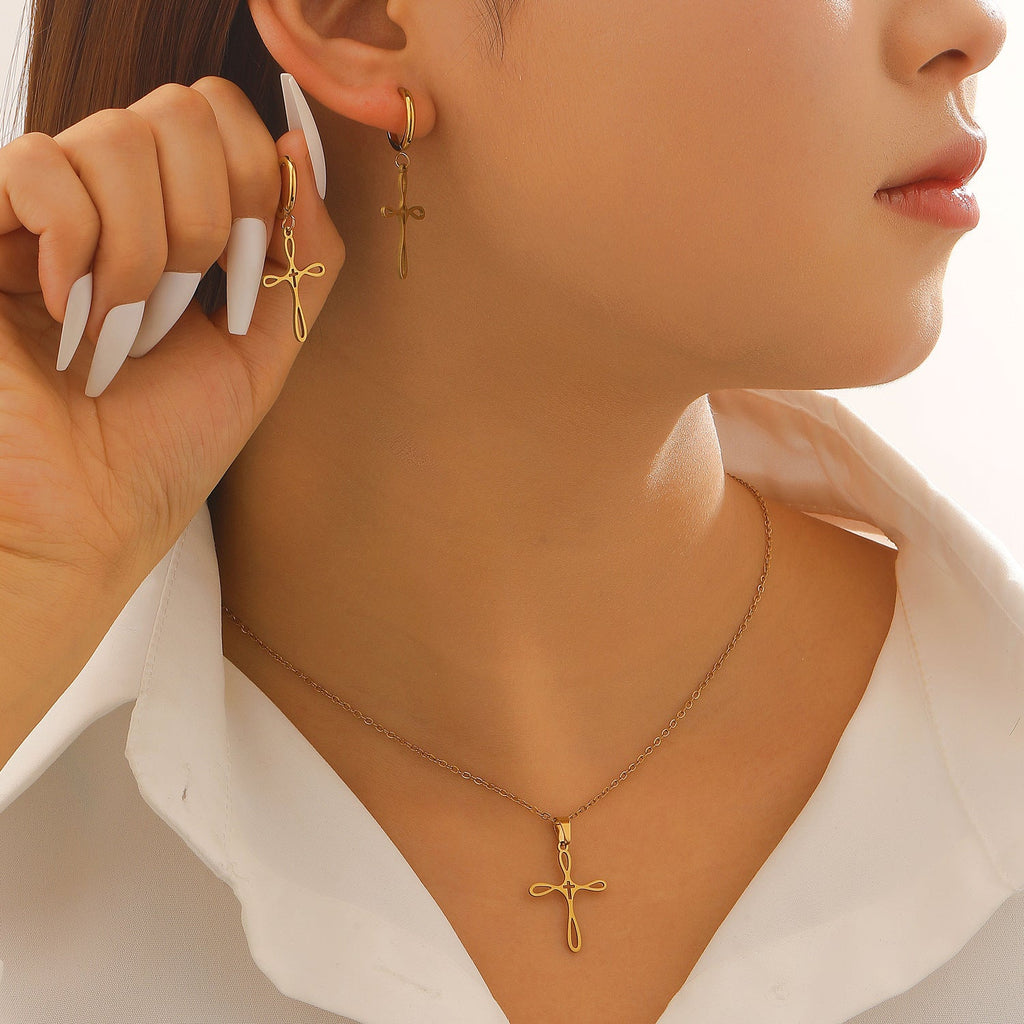 Women's Cross Stainless Steel Clavicle Chain Exquisite Simple Personalized Necklaces