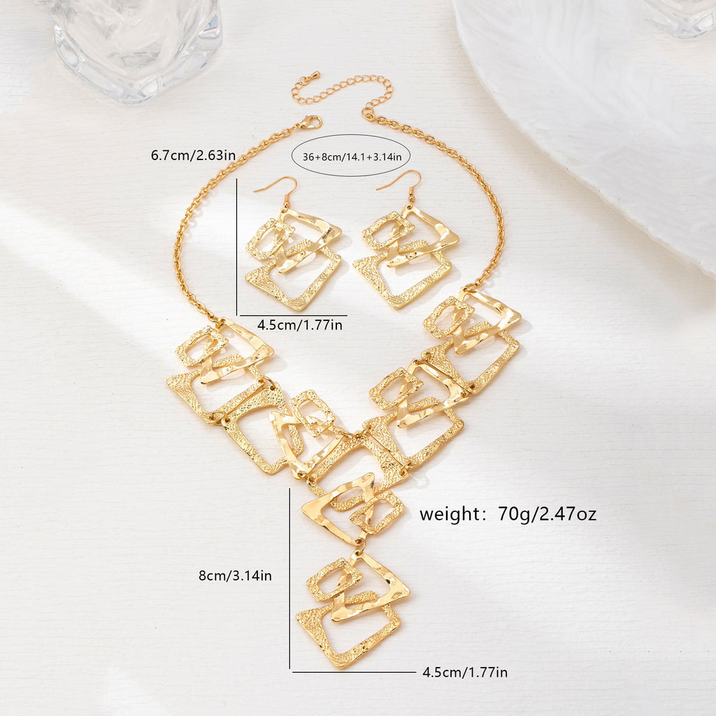 Geometric Hollow Suite Light Luxury Gold Eye-catching High-grade Clavicle Chain Jewelry Set
