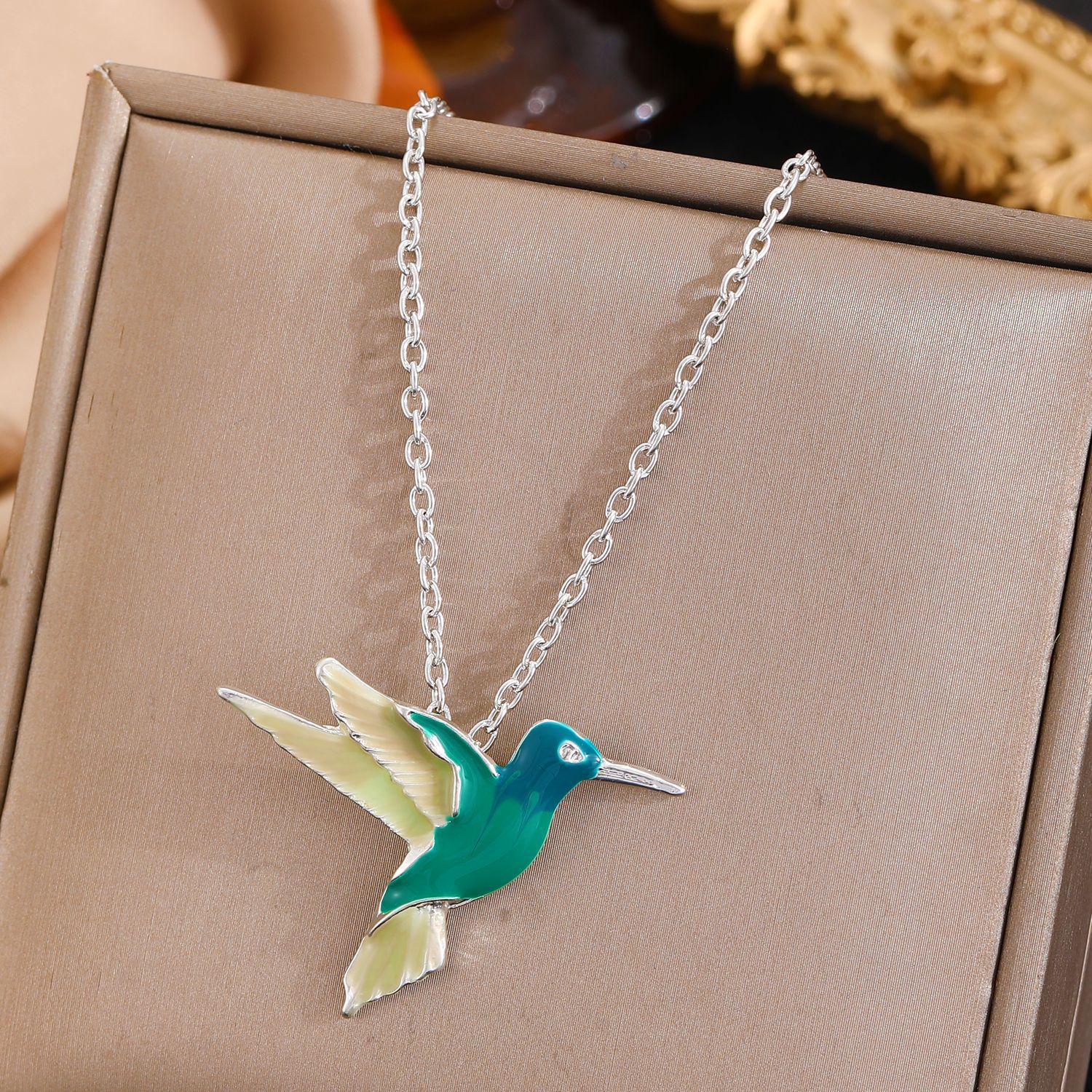 Exquisite Hummingbird Female Tassel Elegant Gift Jewelry Set