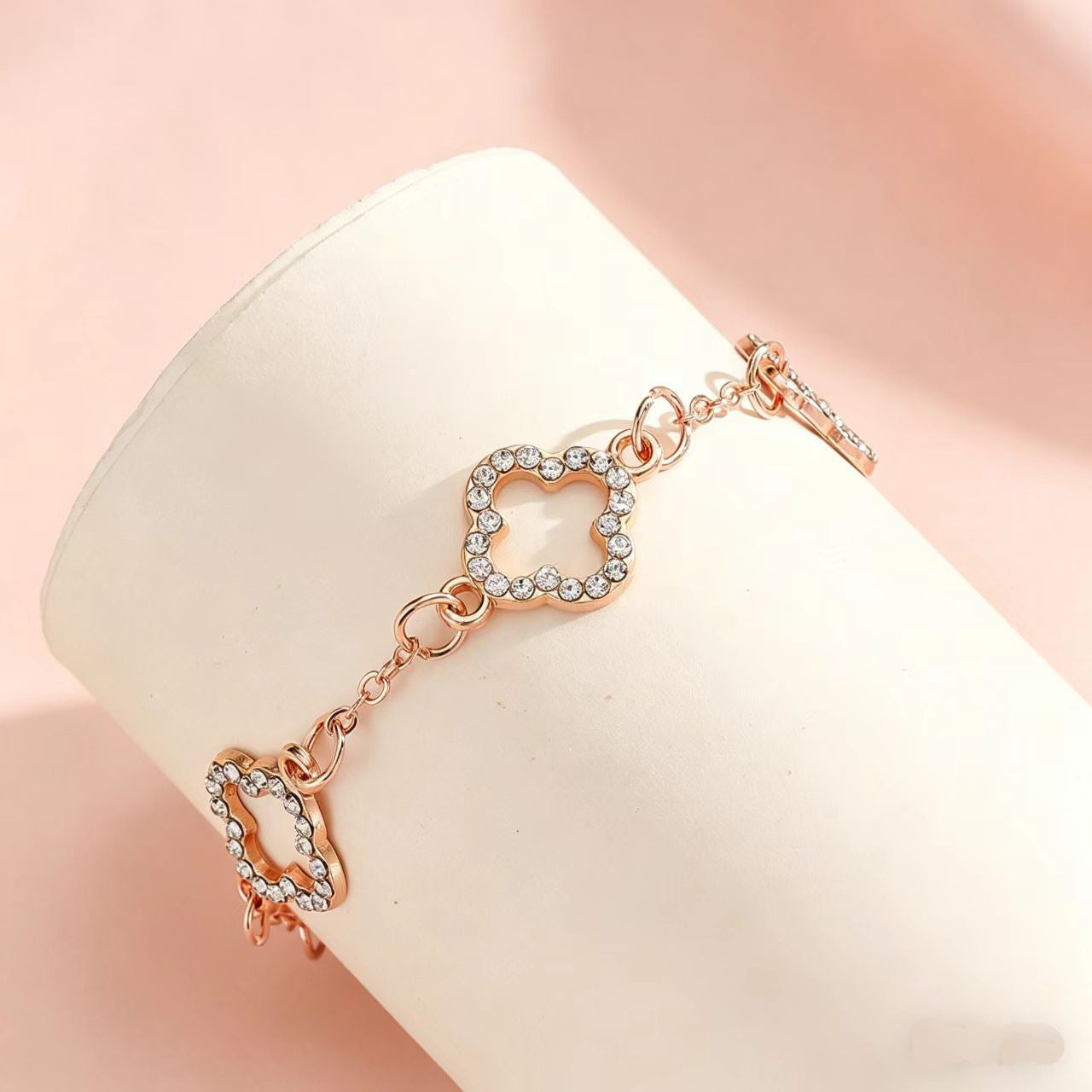 Inlaid Zircon Hollow Four-leaf Flower Three-piece Jewelry Set