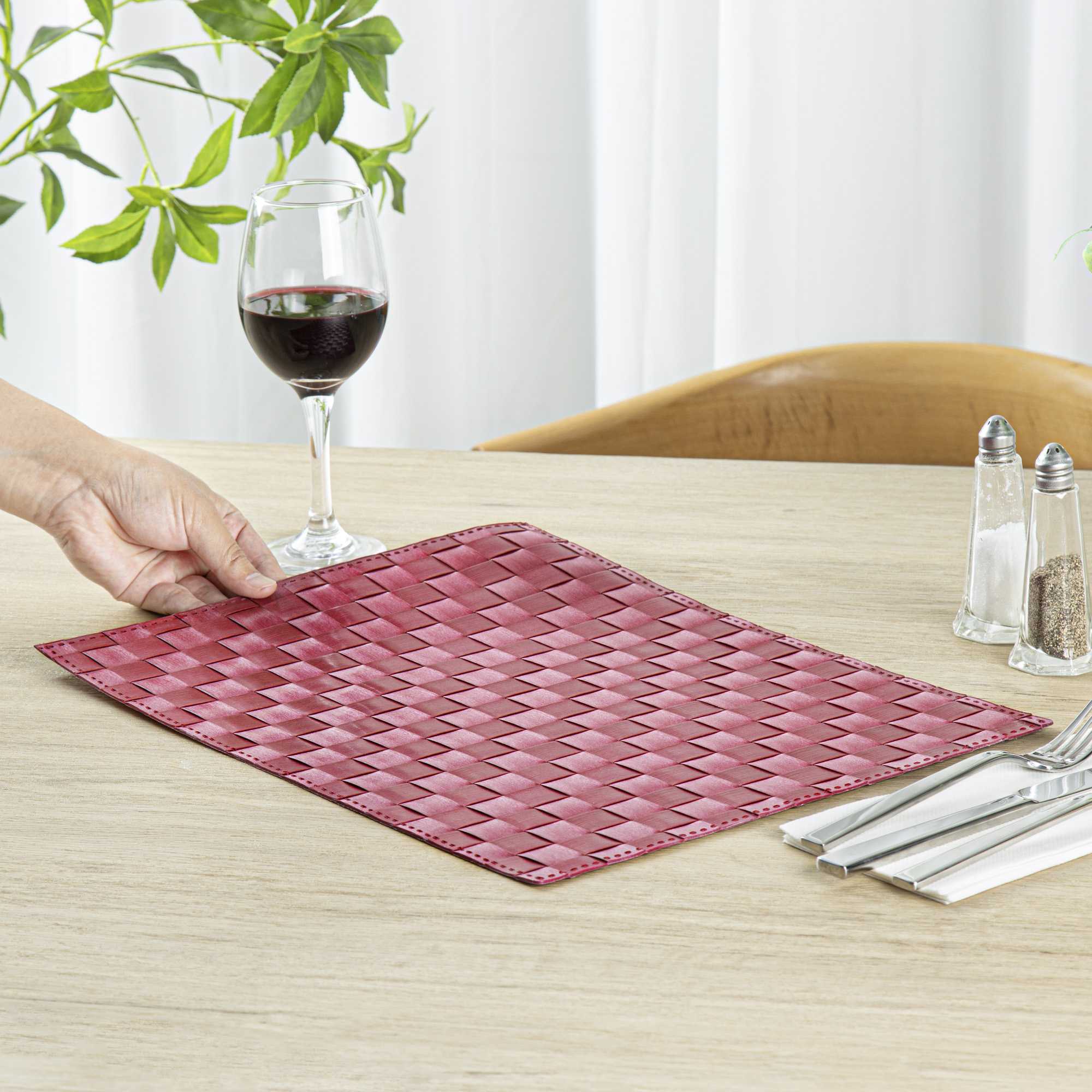 Macroweave Rectangle Red Woven Placemat - 16" x 12" - 6 count box