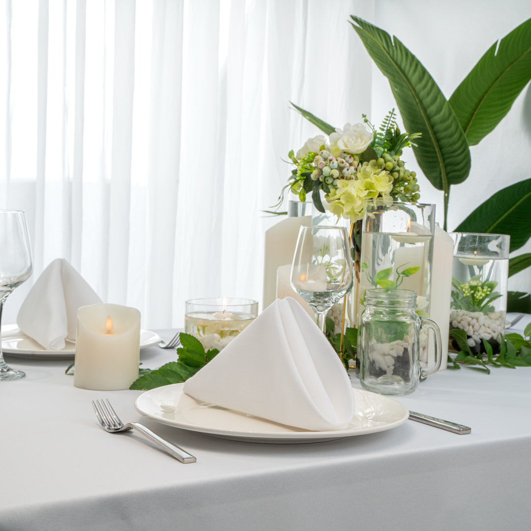 Luxenap White 100% Polyester Cloth Napkin - 20" x 20" - 10 count box