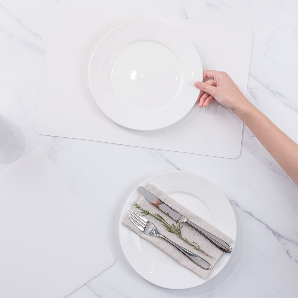 Chef 101 Rectangle White Vinyl Placemat - Embossed - 17 3/4" x 12" - 6 count box