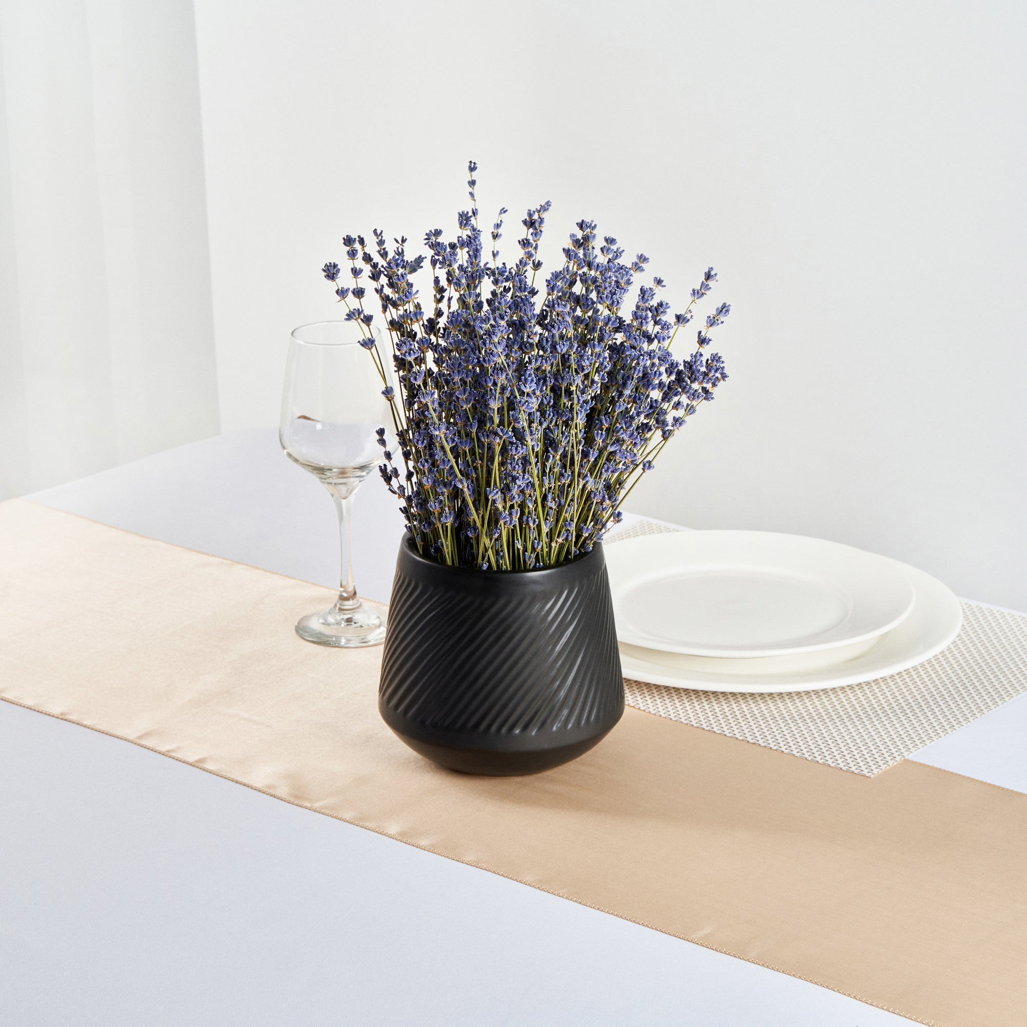 Table Art Black Ceramic Tea Cup Vase - 6'' x 6'' x 5 1/2'' - 1 count box