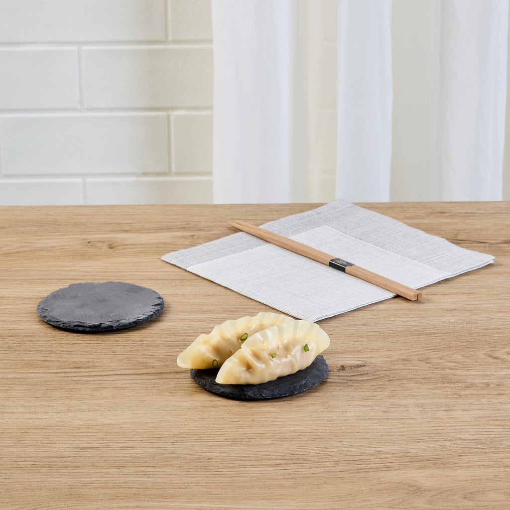 Stone Tek Round Black Slate Appetizer / Tasting Plate - 4" x 4" - 10 count box