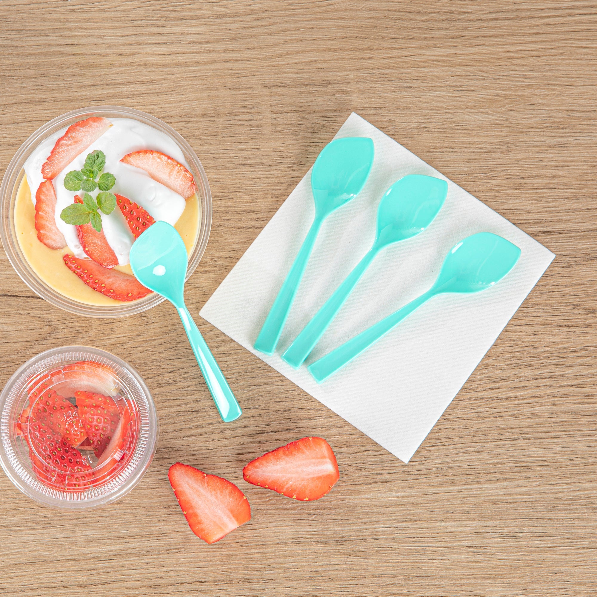 Coppetta Teal Plastic Petal Spoon - 4 1/2" x 1" - 500 count box