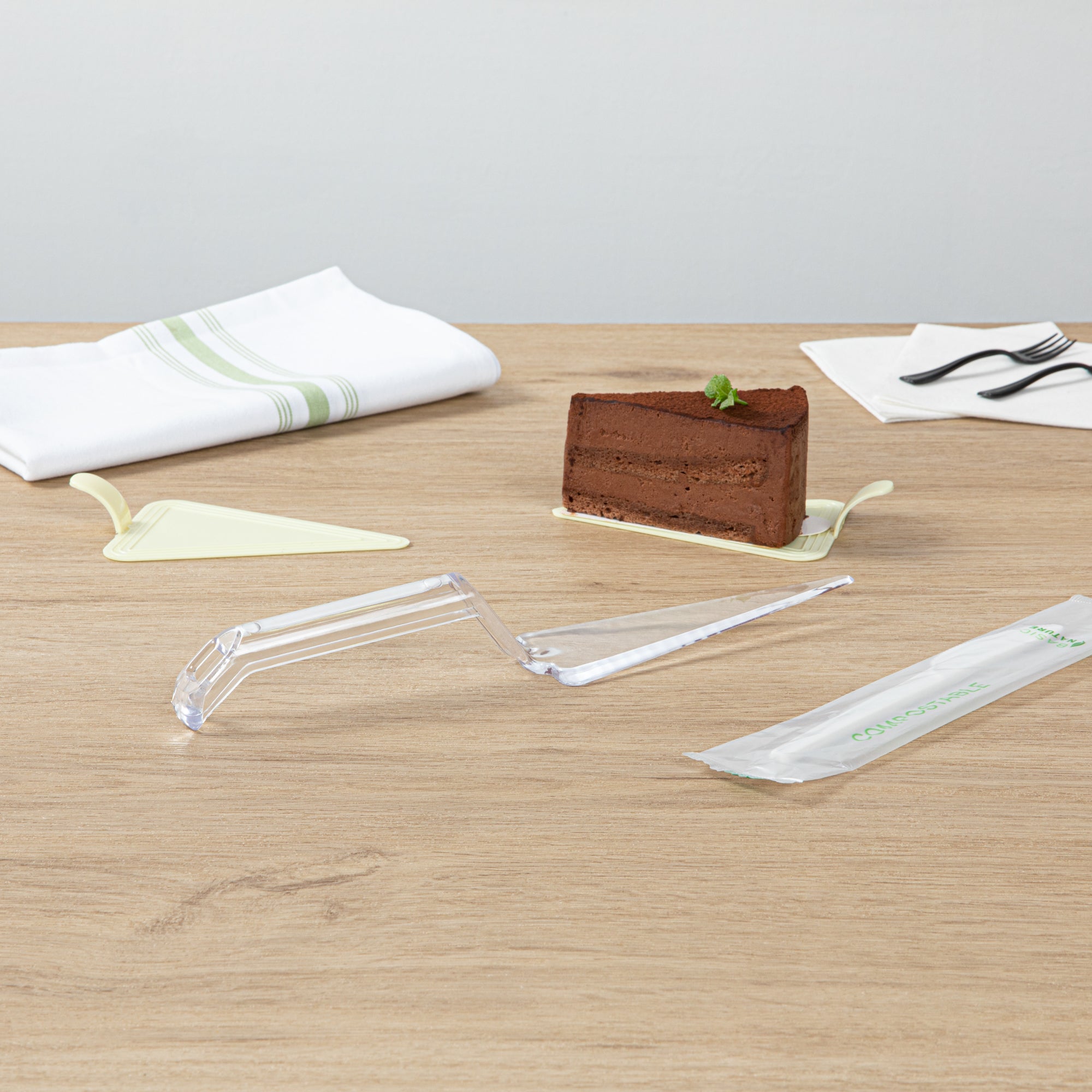 Cater Tek Clear Plastic Cake Server - Recyclable - 10" x 2" x 1" - 10 count box