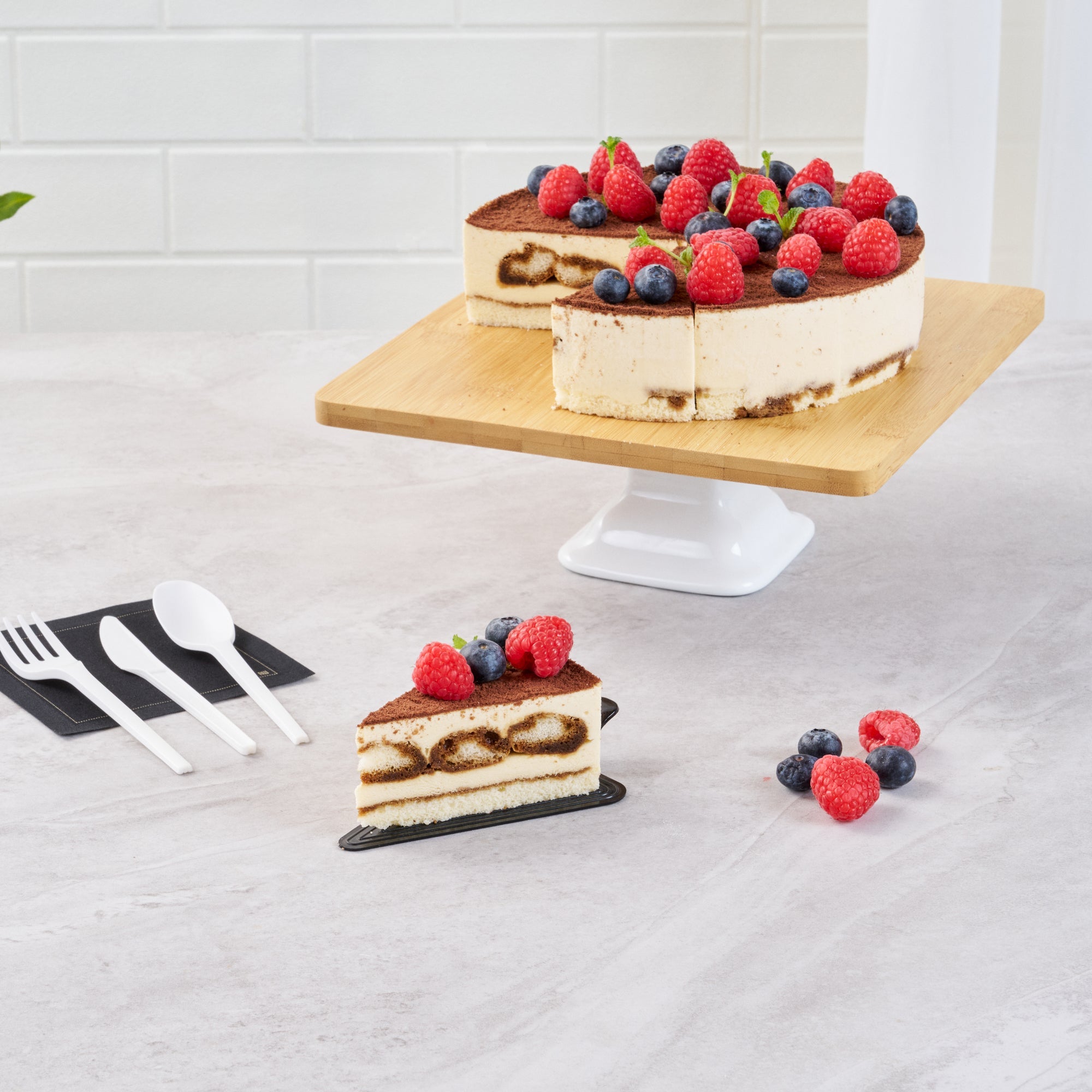 Pastry Tek Triangle Black Plastic Cake Server - 4 1/2" x 3" - 100 count box