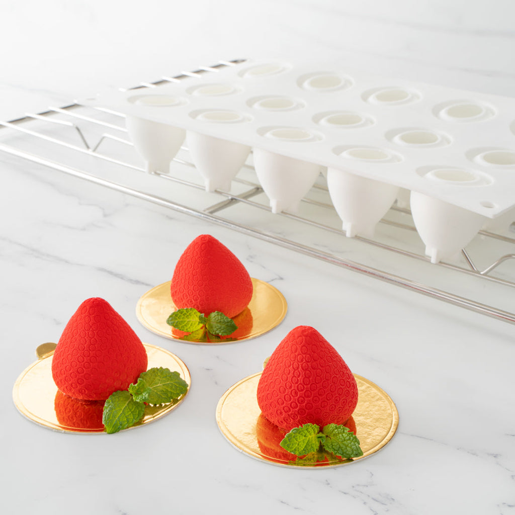 Pastry Tek Silicone Strawberry Baking Mold - 15-Compartment - 1 count box