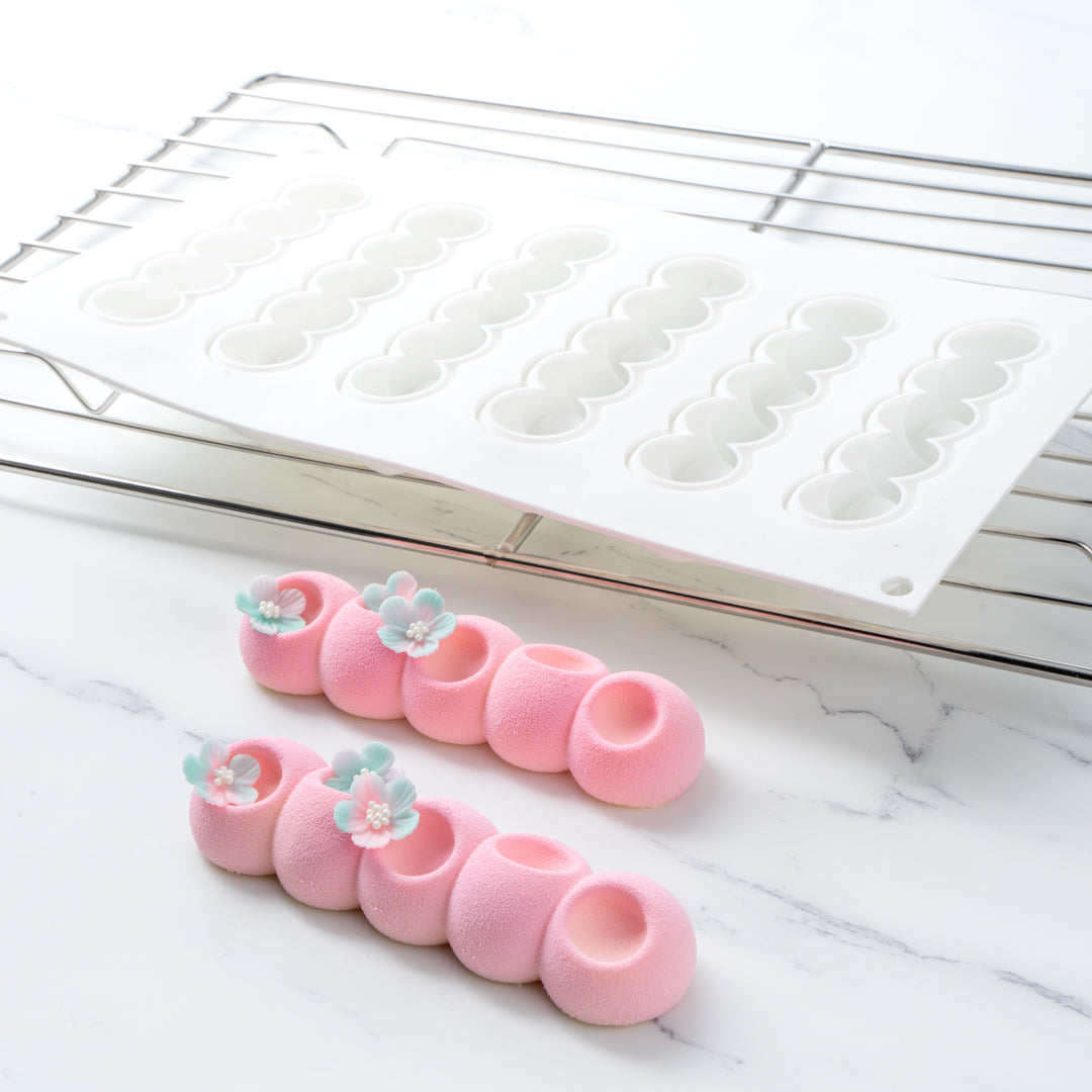 Pastry Tek Silicone Flower Strip Baking Mold - 6-Compartment - 10 count box