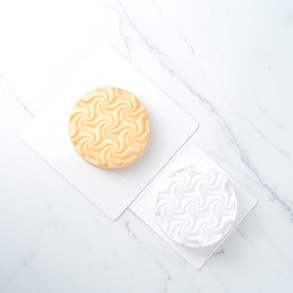 Pastry Tek Silicone Swirl Cake Baking Mold - 1 count box