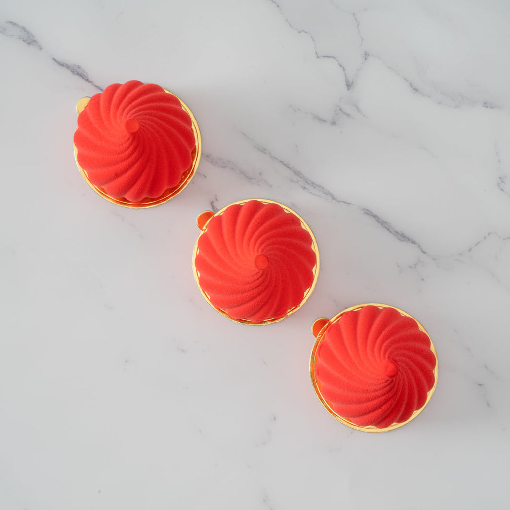 Pastry Tek Silicone Spiral Baking Mold - 6-Compartment - 1 count box