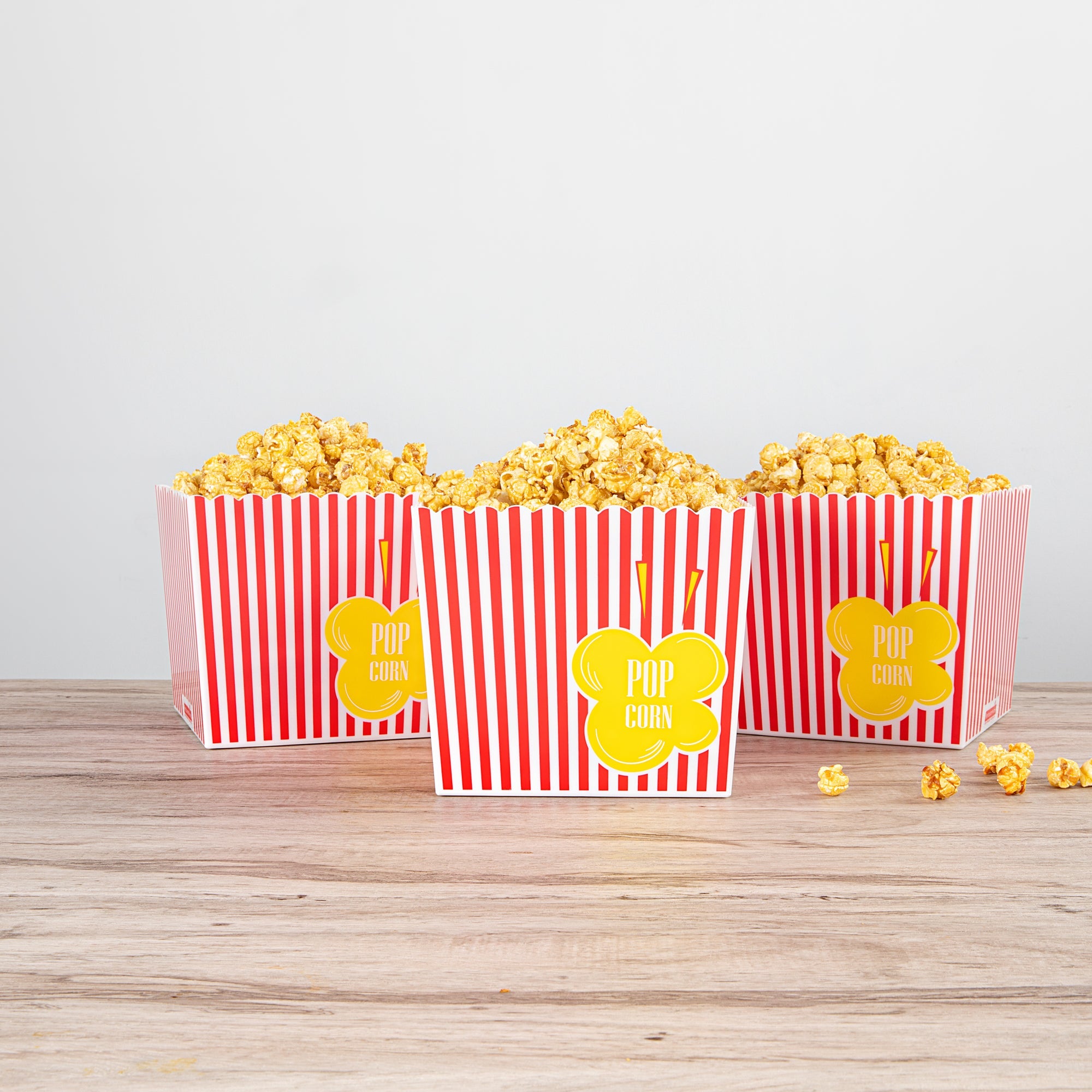 Maxi Serve 165 oz Red Plastic Popcorn Bucket - 10 count box