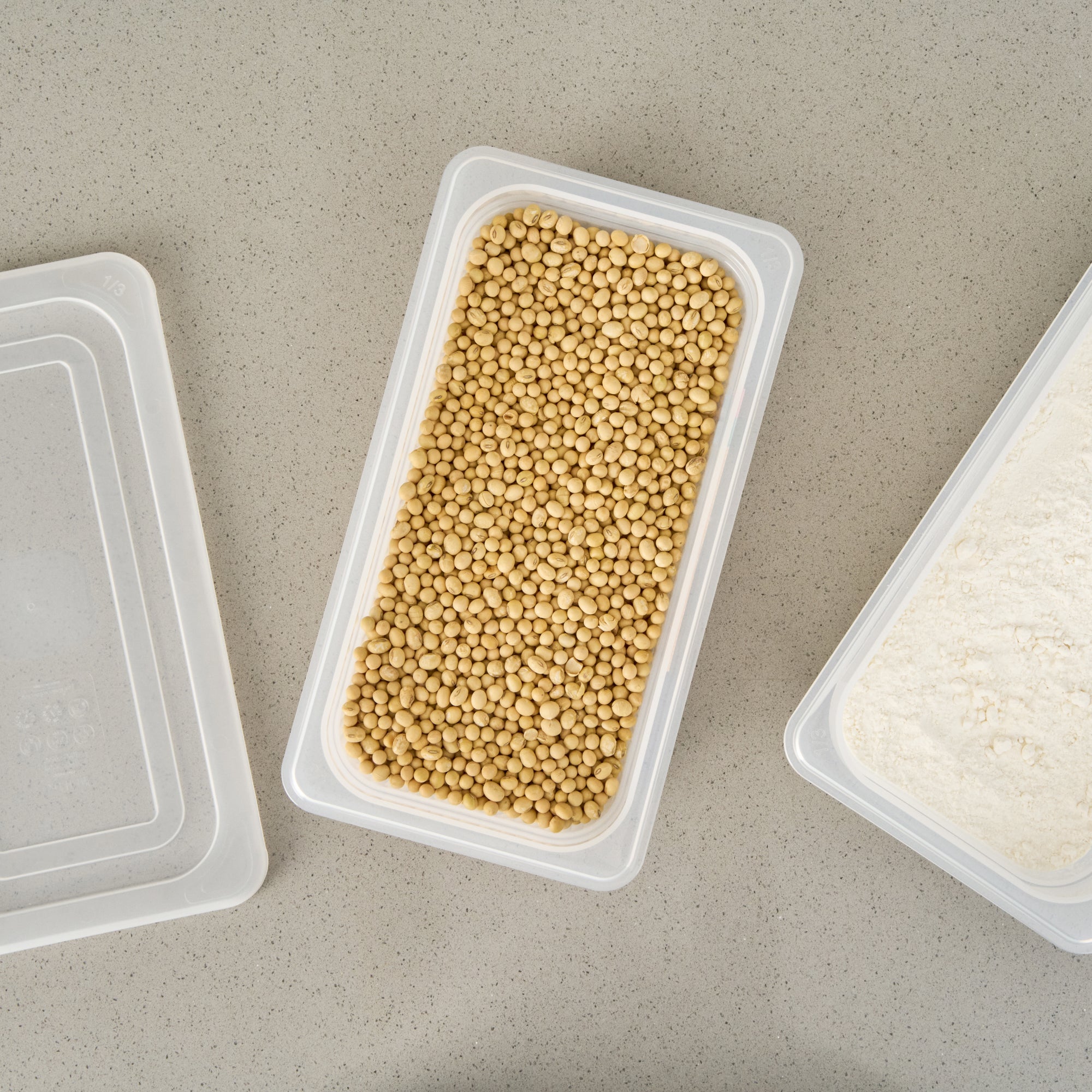Met Lux Rectangle White Polypropylene 1/3 Size Food Pan - 2.5" Deep, with Label - 10 count box