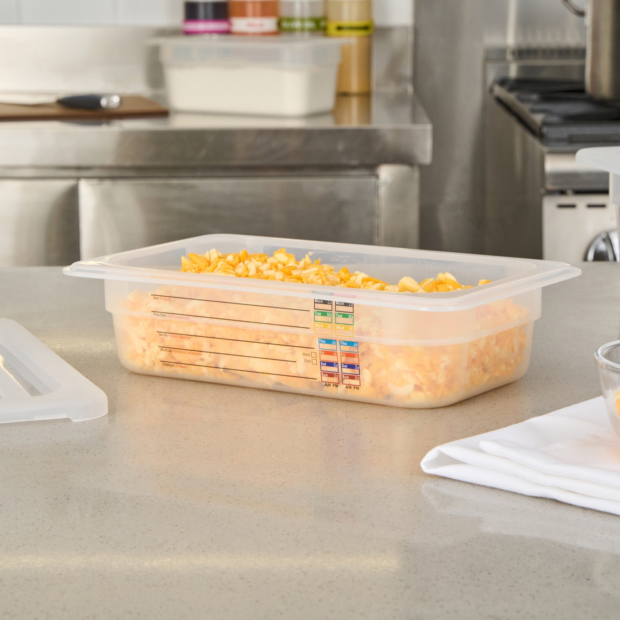 Met Lux Rectangle White Polypropylene 1/4 Size Food Pan - 2.5" Deep, with Label - 10 count box