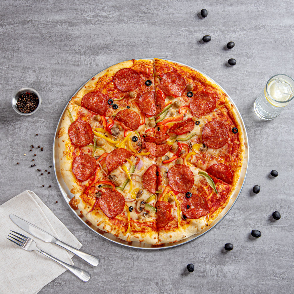 Met Lux Heavy-Duty Coupe Pizza Pan - 18" - 1 count box