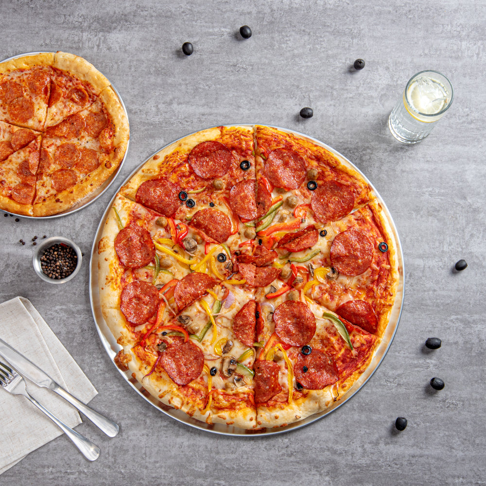 Met Lux Heavy-Duty Coupe Pizza Pan - 18" - 1 count box