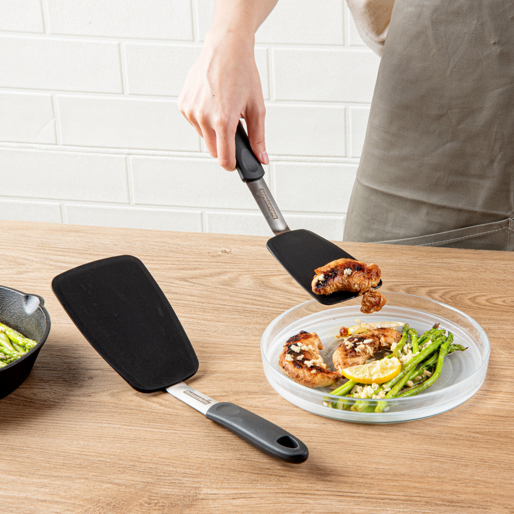 Comfy Grip Black Silicone 2-Piece Solid Turner Set - 1 count box