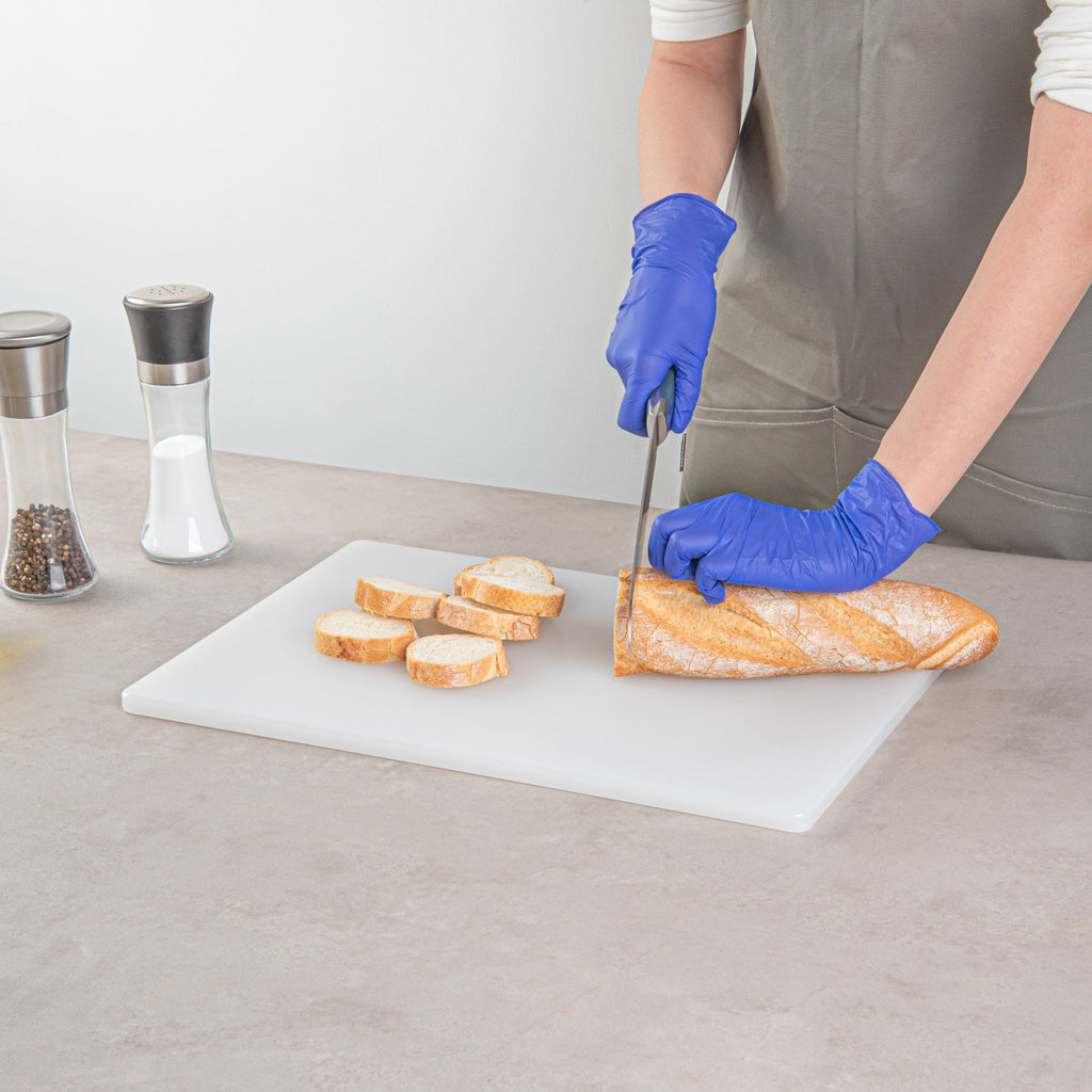 Chef 101 White Plastic Cutting Board - 18" x 12" x 1/2" - 10 count box