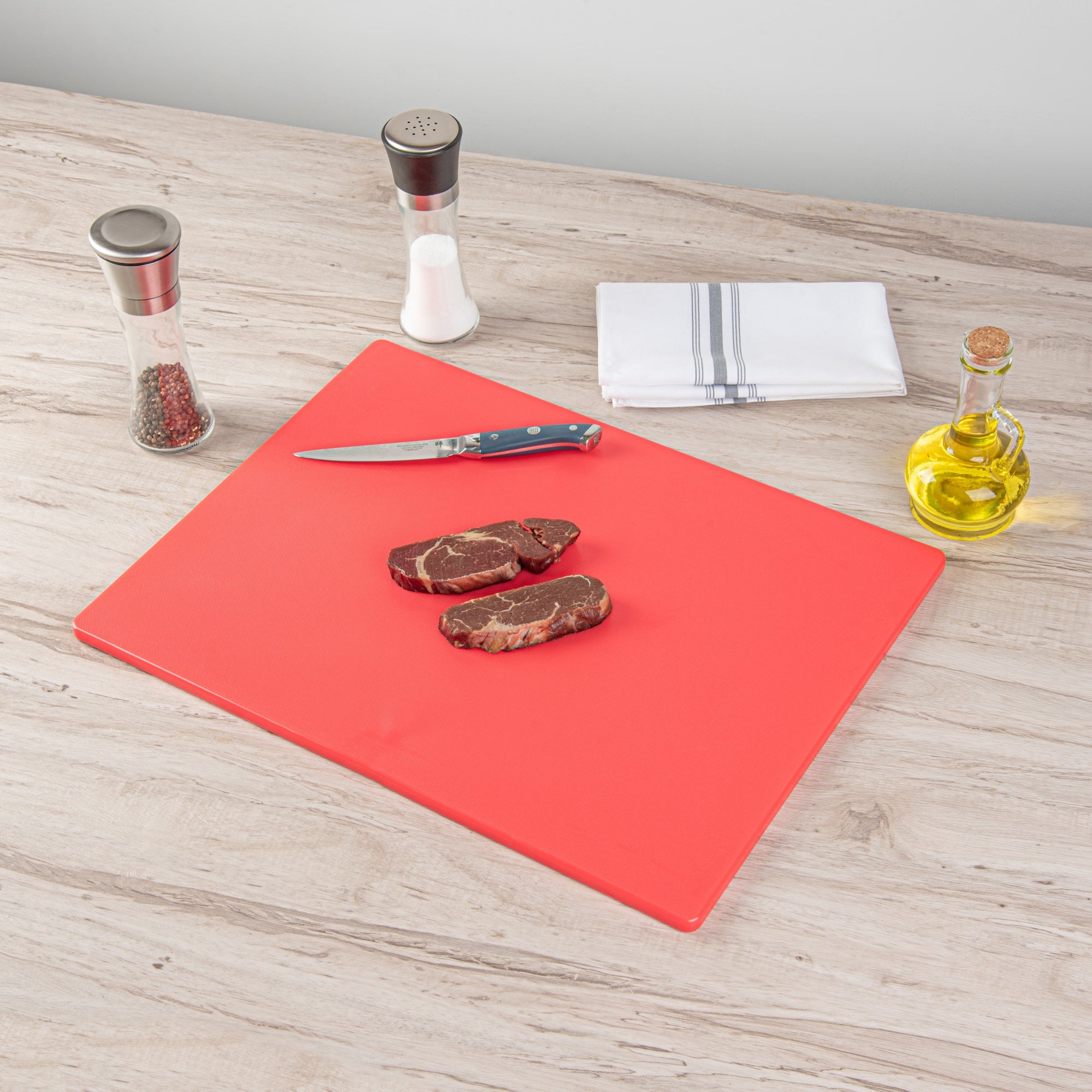 Chef 101 Red Plastic Cutting Board - 20" x 15" - 10 count box