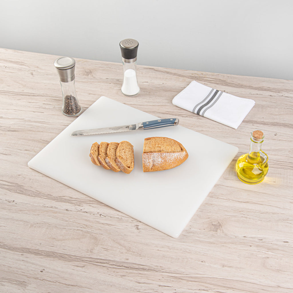 Chef 101 White Plastic Cutting Board - 20" x 15" x 1/2" - 10 count box