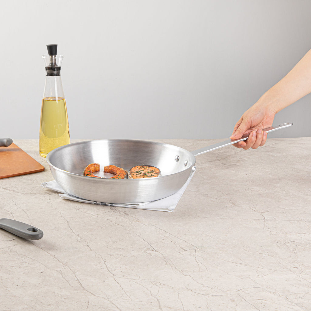 Met Lux Aluminum 12" Fry Pan - 6 count box