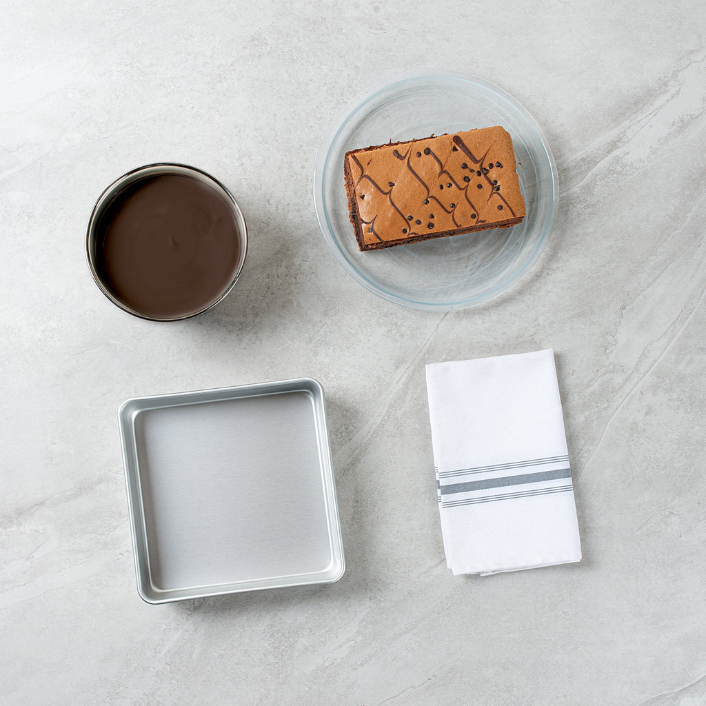 Met Lux Square Aluminum Cake Pan - 8" x 8" x 2" - 1 count box