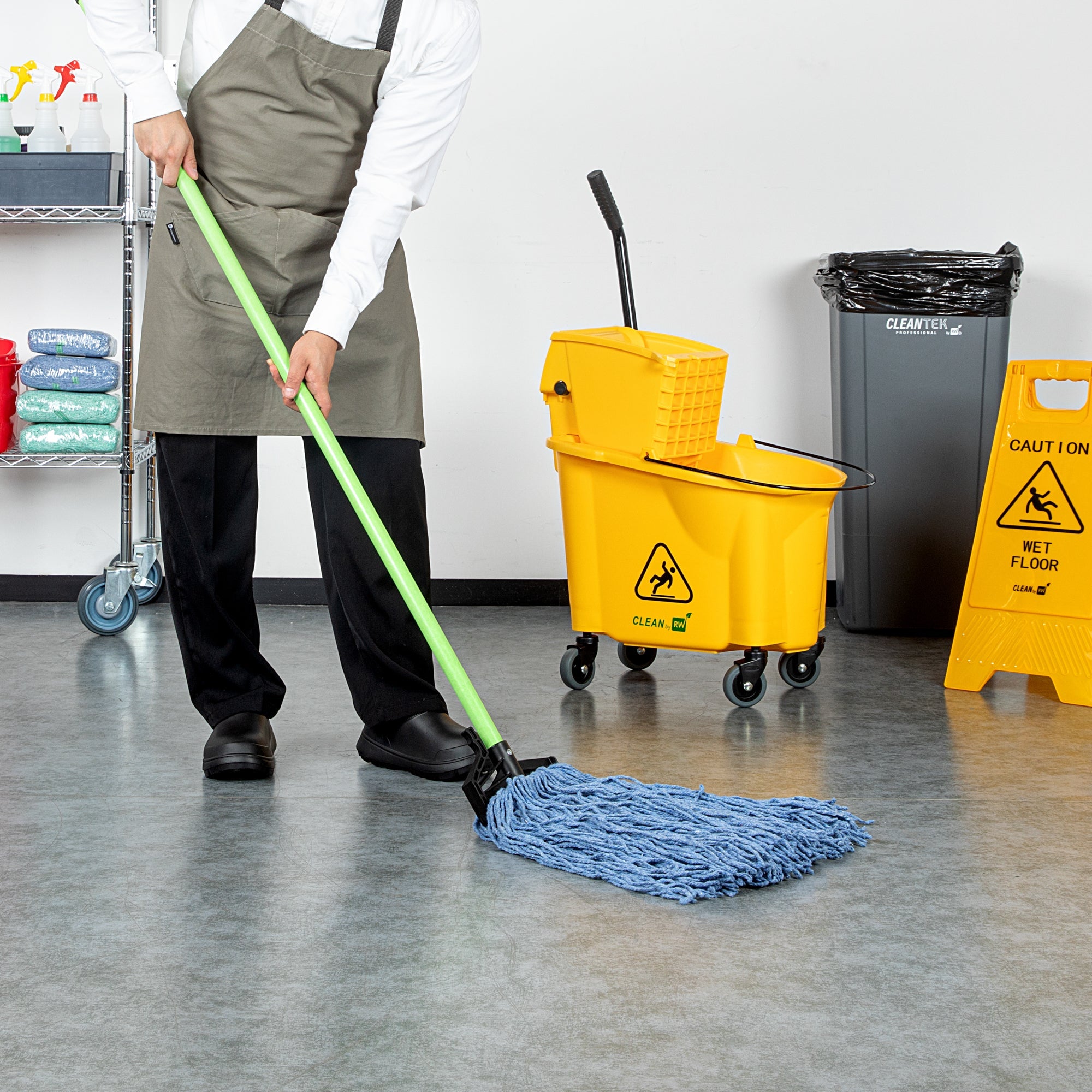 Clean Tek Professional Green Fiberglass Quick Release Mop Handle - with Trigger - 60" - 1 count box