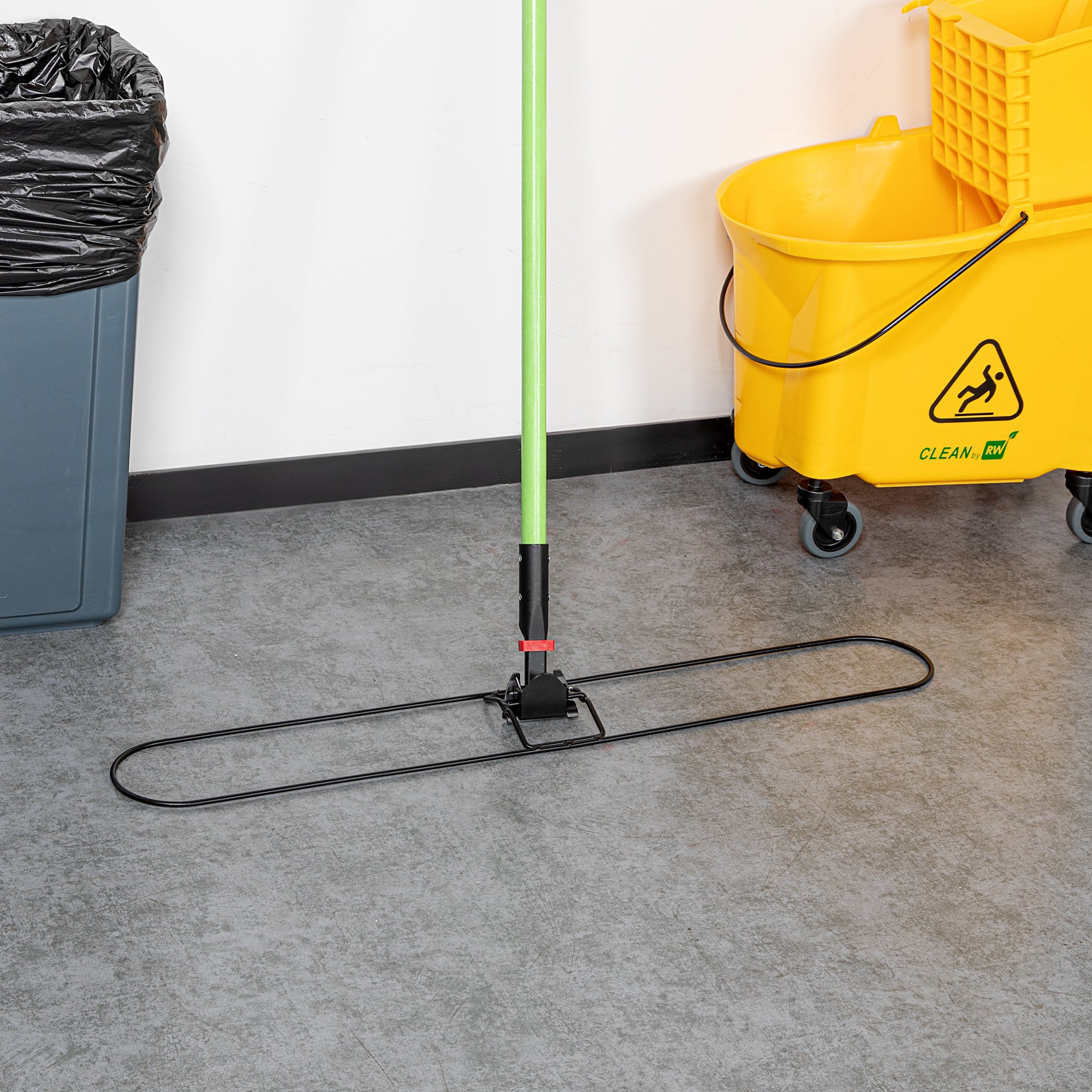 Clean Tek Professional Wire Swivel Snap Mop Frame - 35 3/4" x 5" - 1 count box