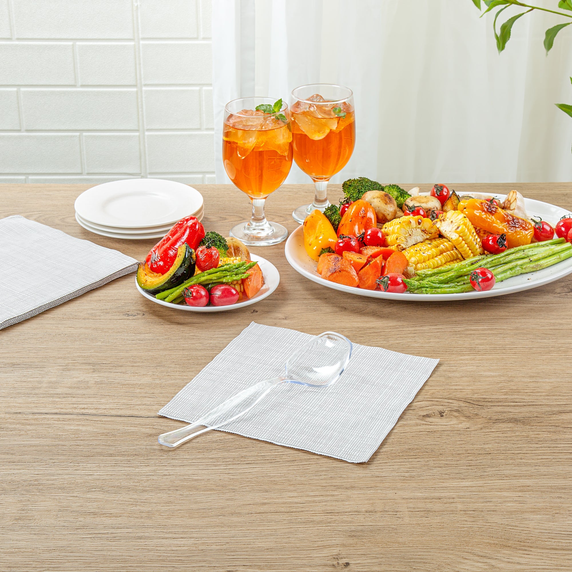 Cater Tek Clear Plastic Serving Spoon - 8 1/2" - 100 count box
