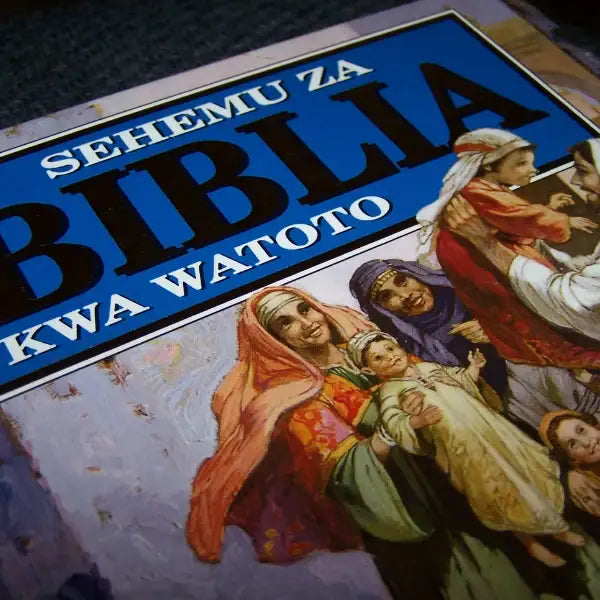 SEHEMU ZA BIBLIA KWA WATOTO CHILDREN'S BIBLE - World Safari Shops