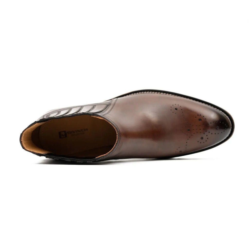 Brown Round-Toe Chelsea Boots with Ribbed Panels
