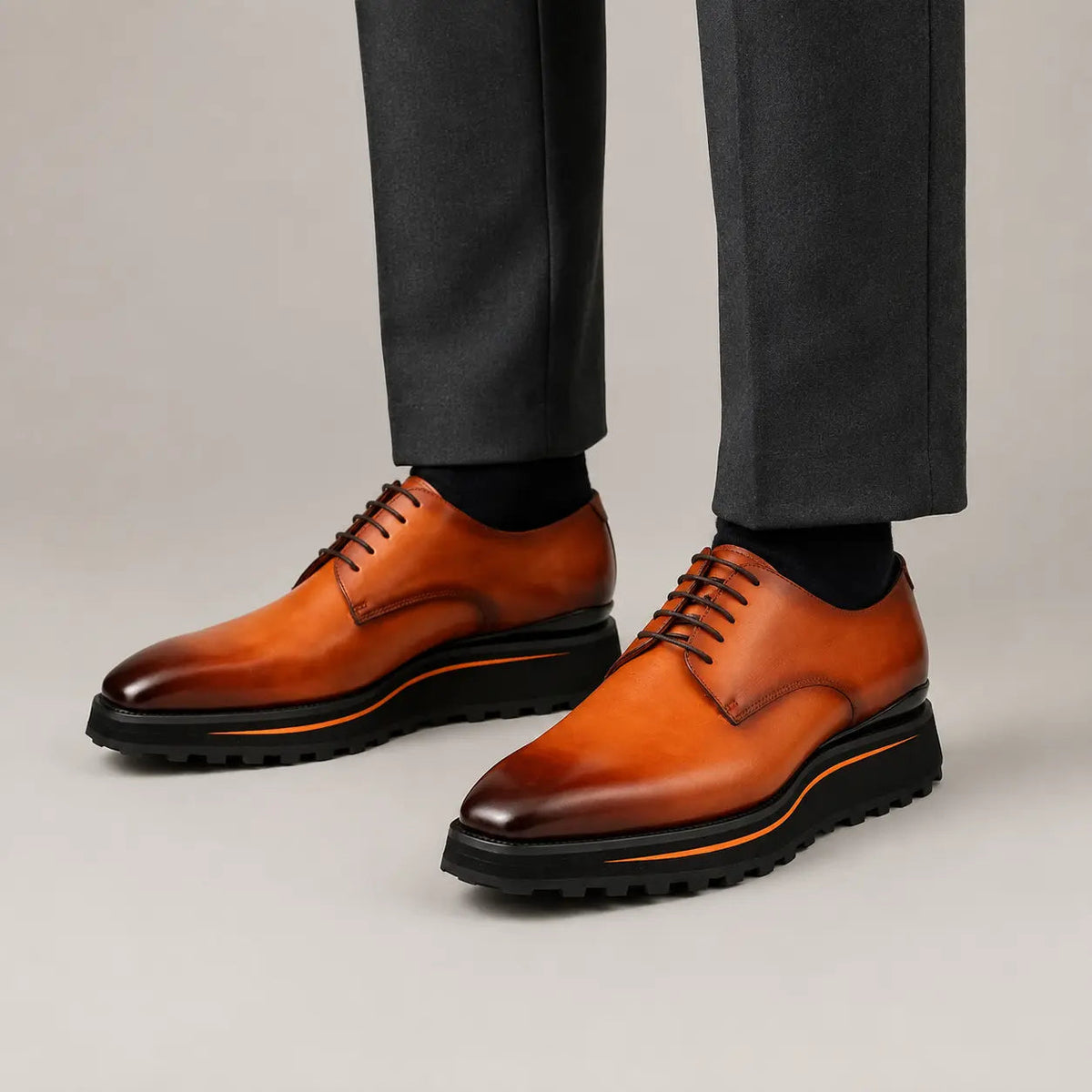 Orange-Brown Plain-Toe Derby Shoes with Brown-Edge Lug Sole