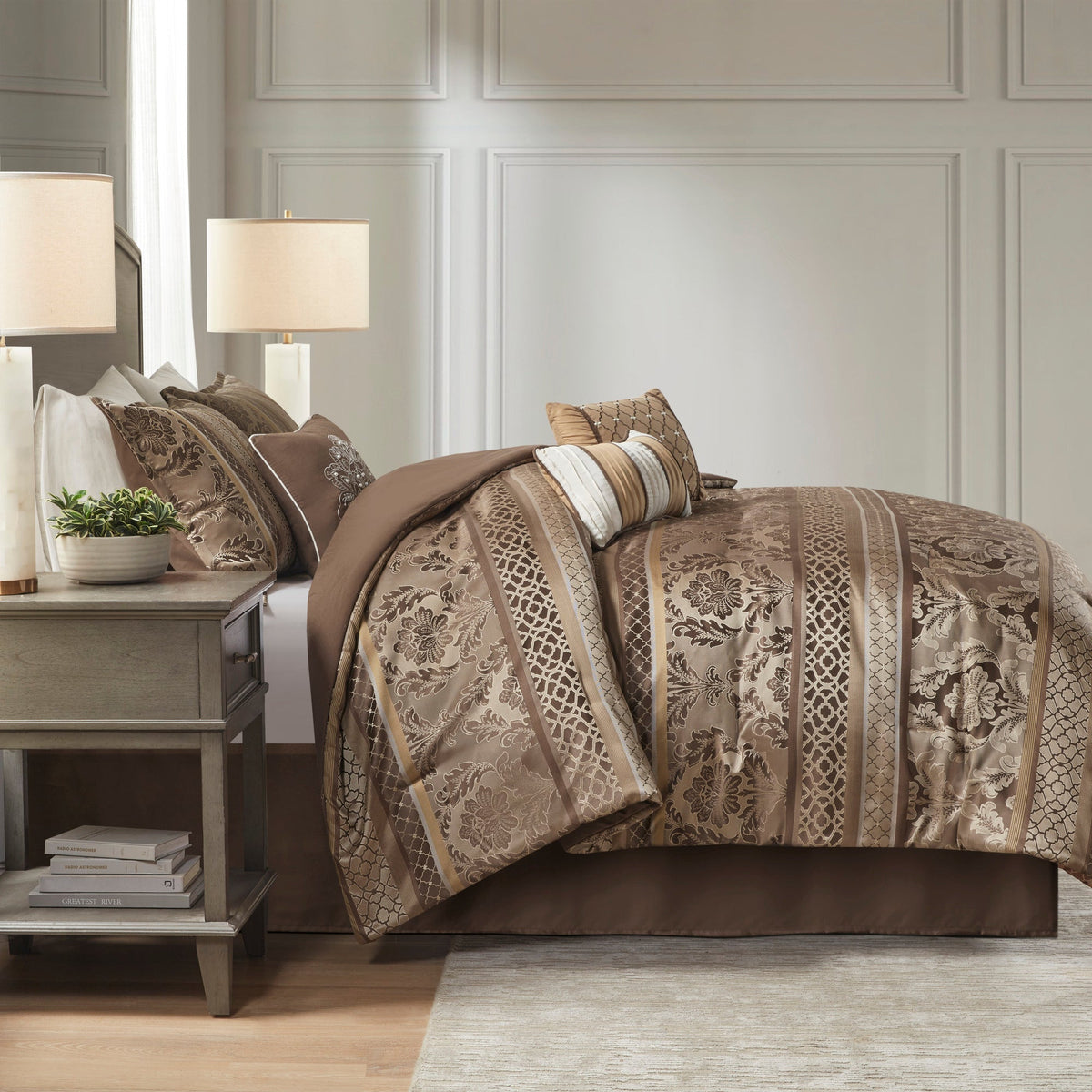 7 Piece Jacquard Comforter Set with Decorative Pillows - Brown & Gold California King