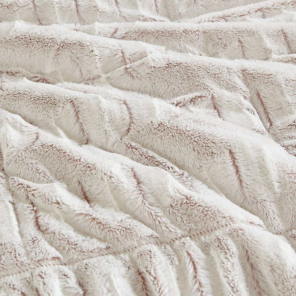 Full/Queen Back Print Long Fur Comforter Mini Set