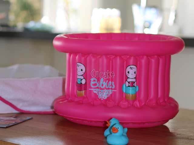 Cupcake Babies Small Bath — Pink | Newborn to 12 Months