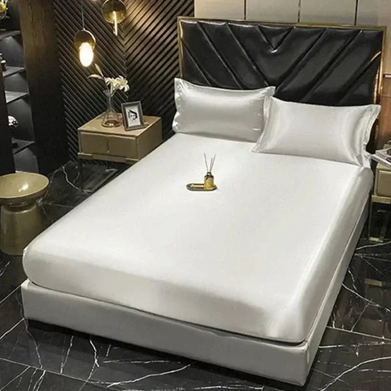 Luxurious purple mulberry silk bedding set for bedroom comfort