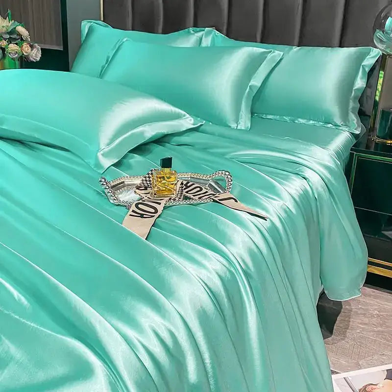 Luxurious burgundy satin duvet cover bedroom bedding set