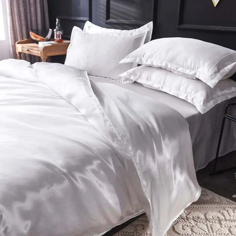 Luxurious pink satin silk bedding set bedroom decor