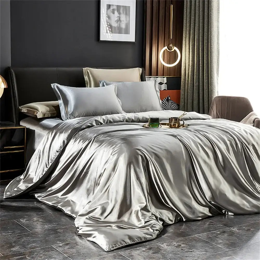 Luxurious emerald green satin duvet cover set bedroom bedding