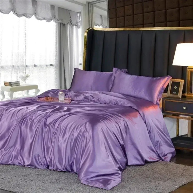 Luxury pink satin bedding set with duvet cover for bedroom