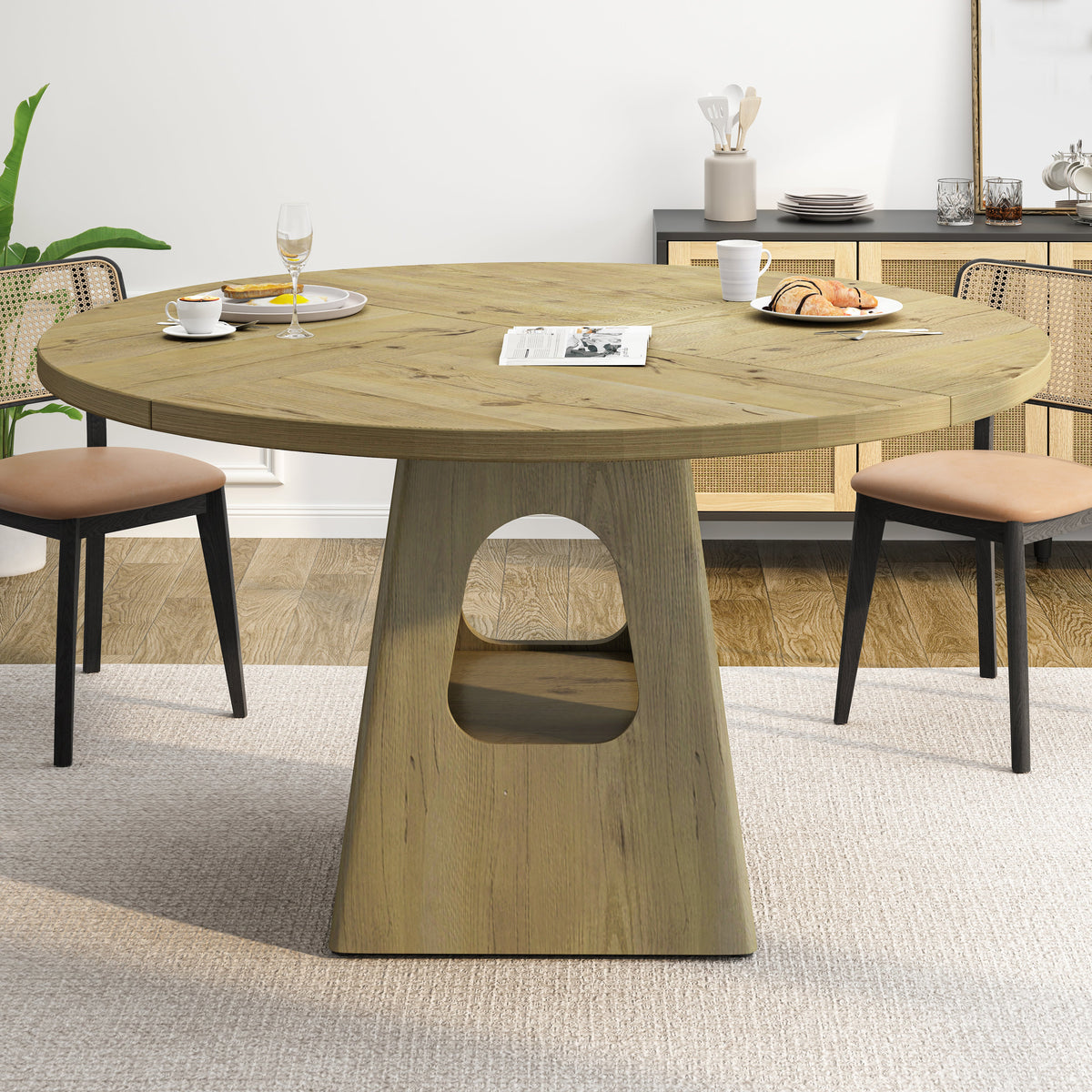 Round Dining Table for 4-6