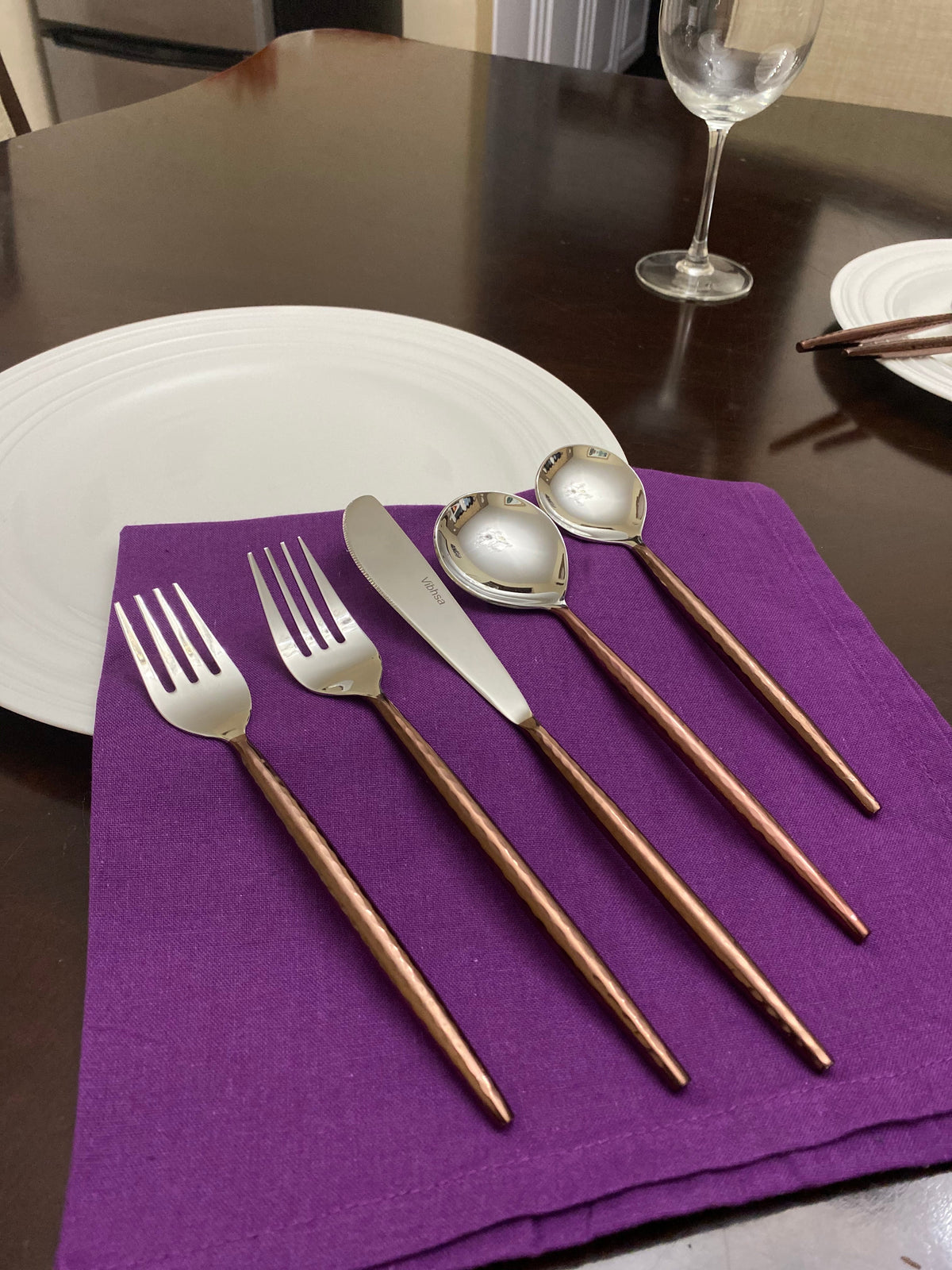 Hammered Stainless Steel Flatware 20-PC Set-Brown