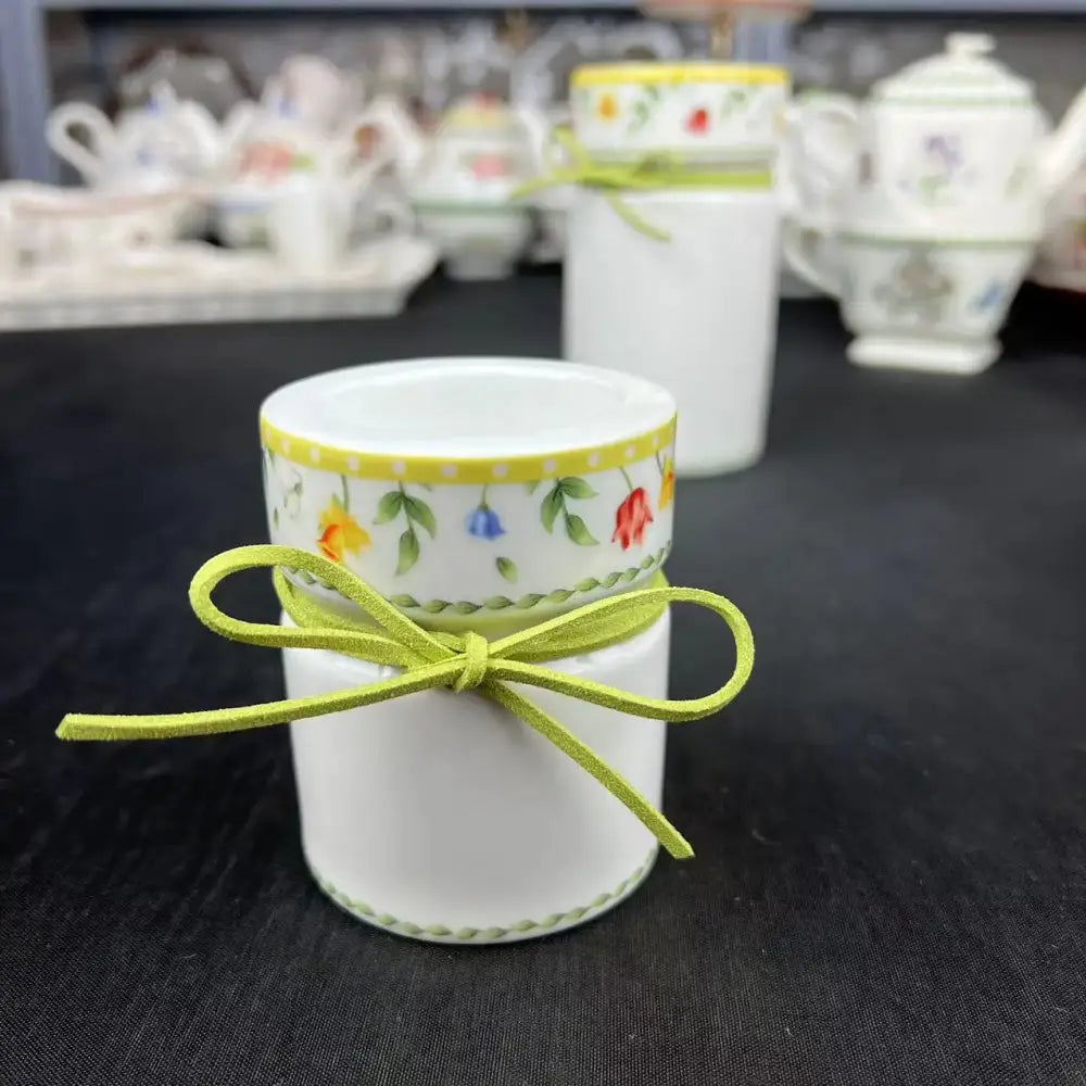 Floral scalloped white porcelain tulip dinnerware set dining room