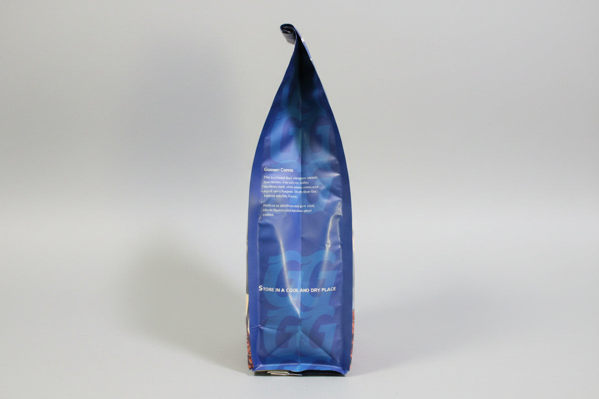 Gibsons Kenyan coffee 400g medium grind dark roast, authentic Kenya coffee in a convenient ground format for coffee drinkers seeking premium Kenyan coffee. Dark roast medium grind coffee from Kenya for shoppers looking for premium Kenyan coffee and convenient everyday brewing.
