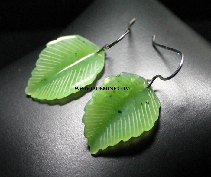 Earrings, 2432