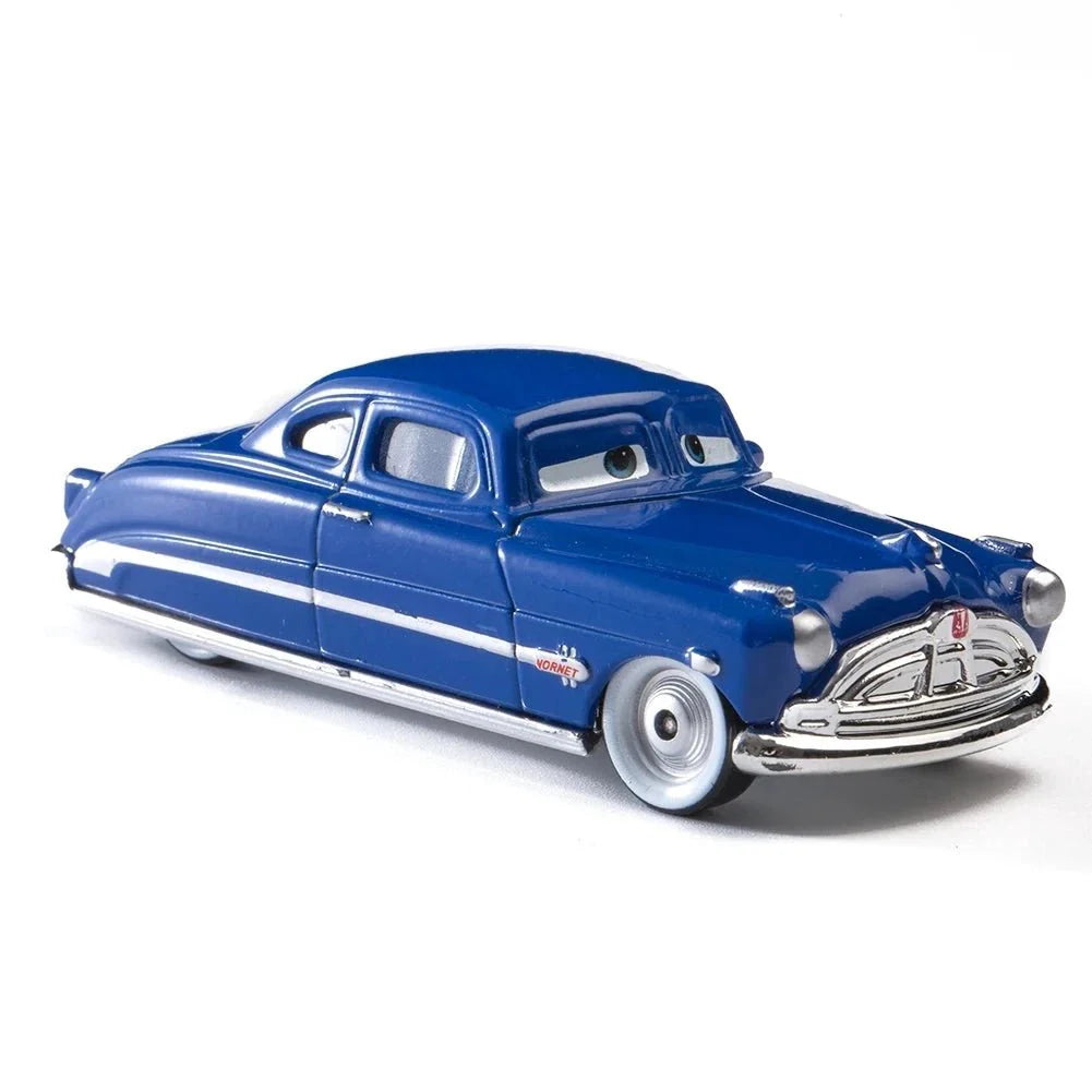 Mandotos Disney Pixar Cars 1 55 Metal Alloy Diecast Toy Car Set Lightning McQueen Mater Jackson Storm The King